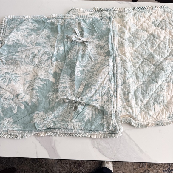 Pottery Barn Matine Blue Toile Linen Bedding, Bed Skirt and Pillows & Matelasse - Picture 1 of 8